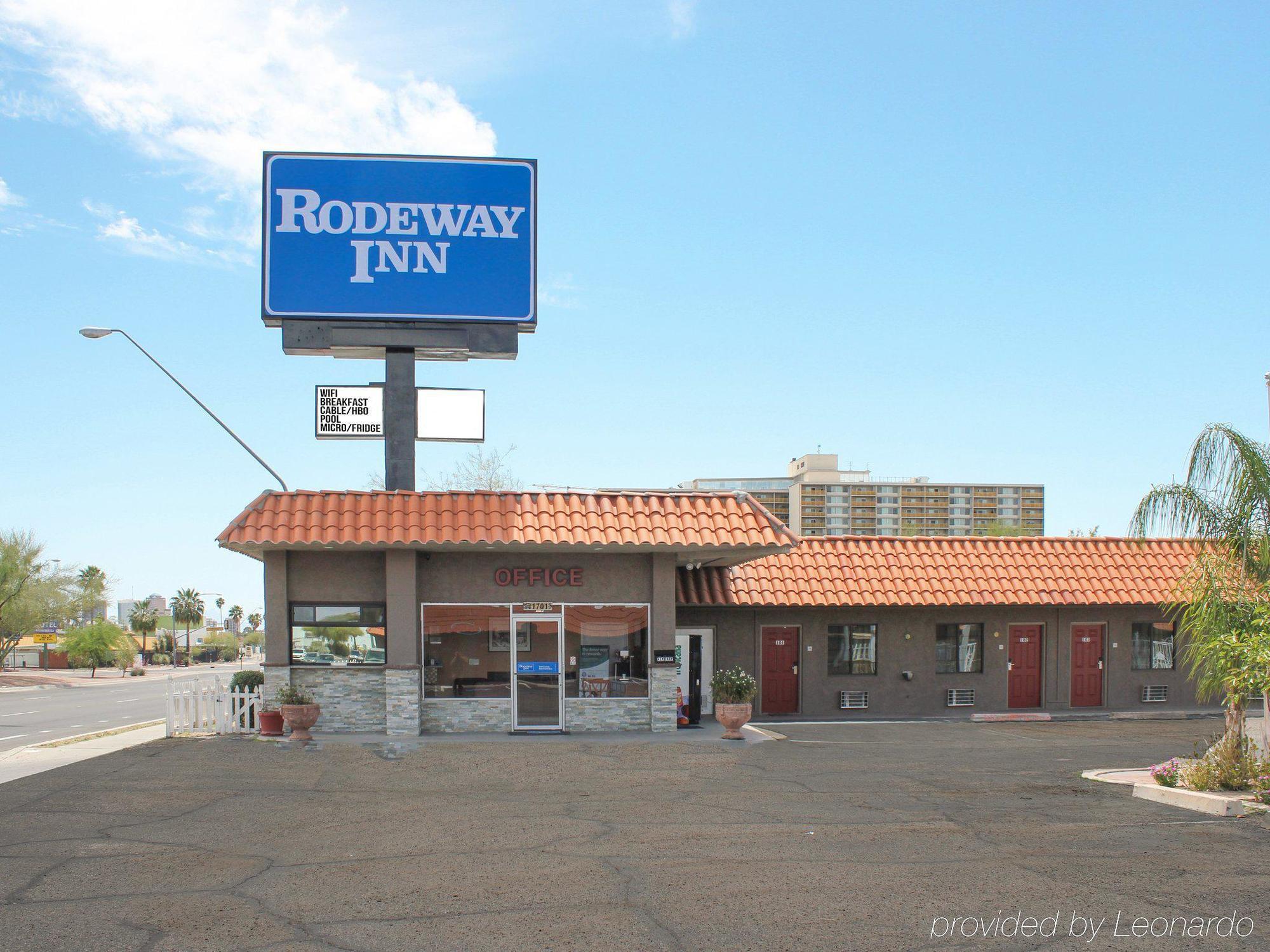 Rodeway Inn Тусон Экстерьер фото