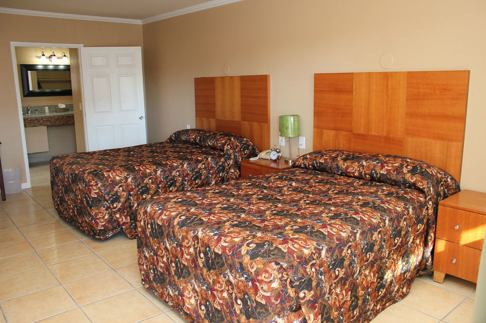 Rodeway Inn Тусон Экстерьер фото