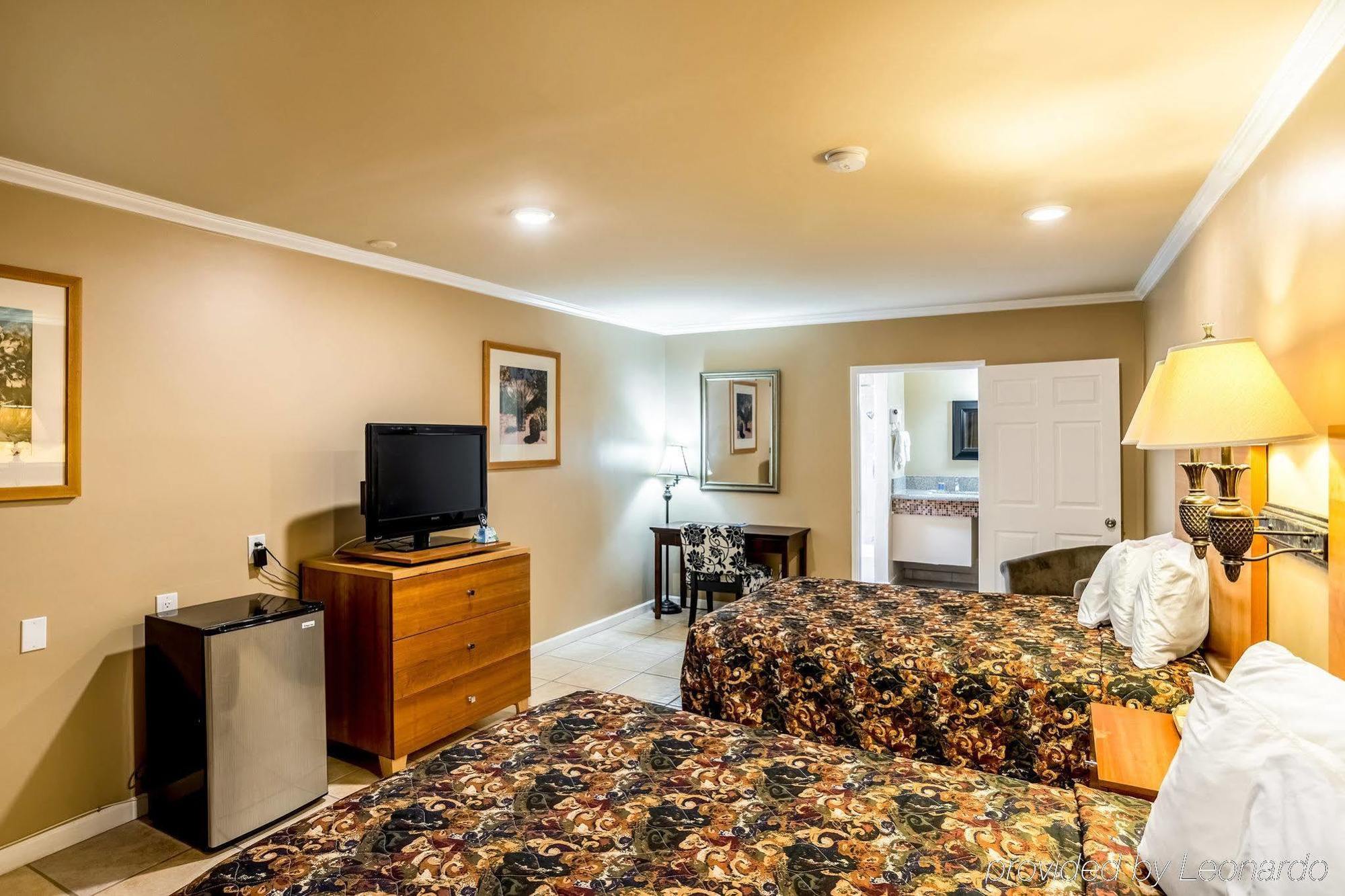Rodeway Inn Тусон Экстерьер фото