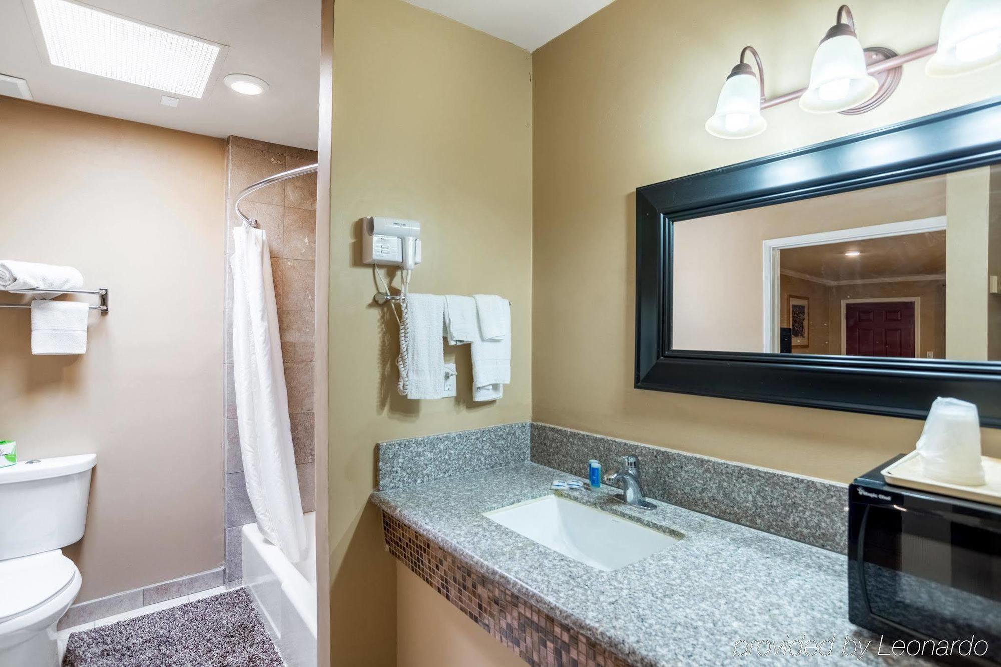 Rodeway Inn Тусон Экстерьер фото